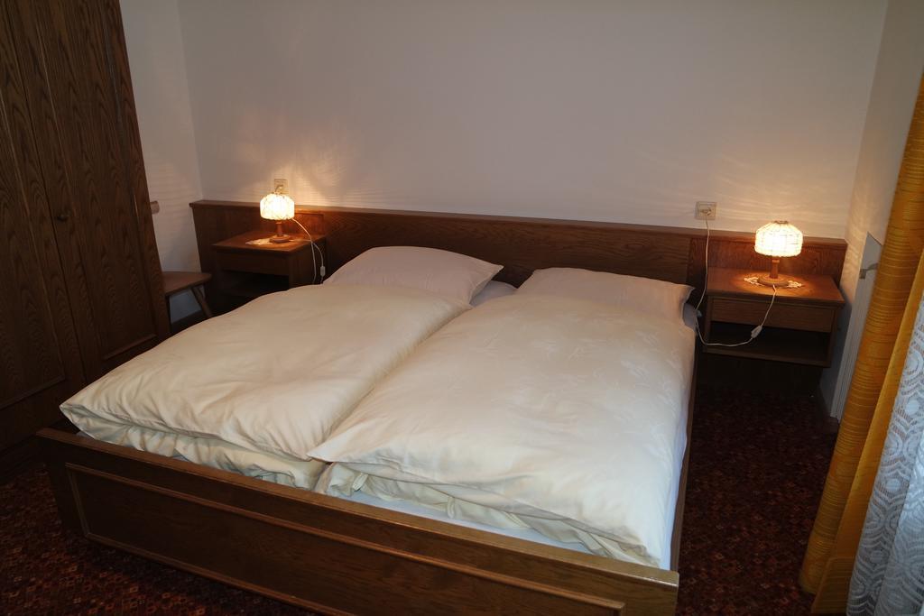 Haus Unterberg Bed & Breakfast San Giacomo Val di Vizze ภายนอก รูปภาพ