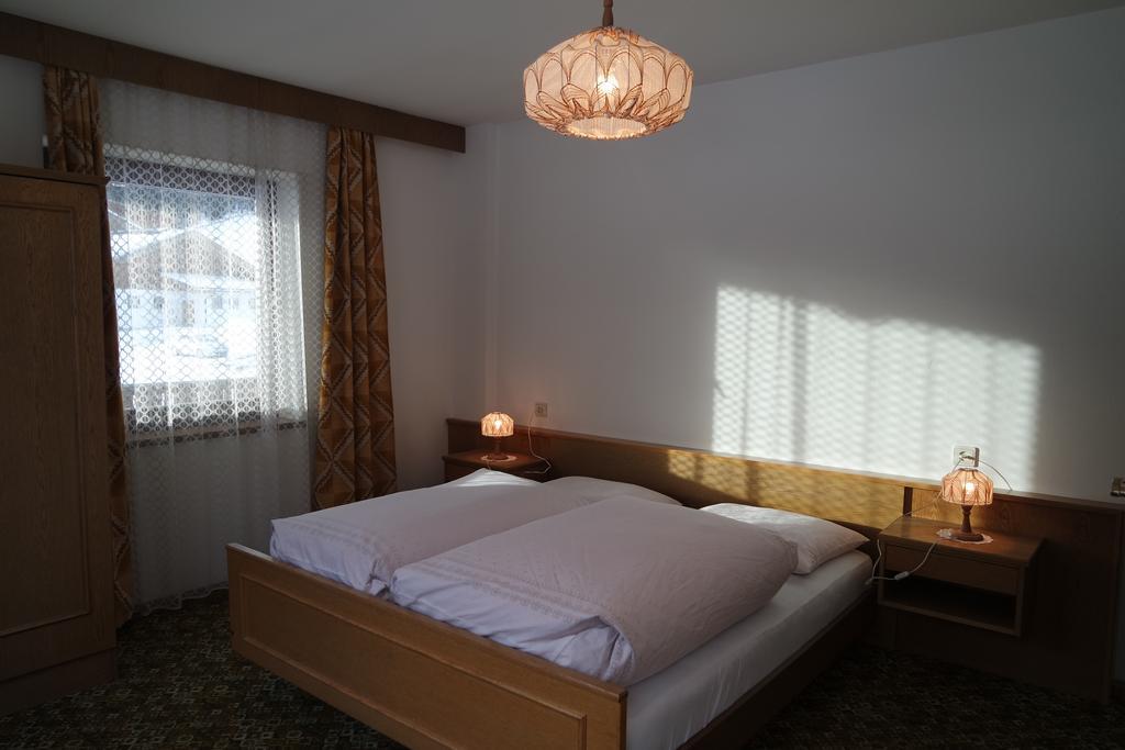 Haus Unterberg Bed & Breakfast San Giacomo Val di Vizze ภายนอก รูปภาพ