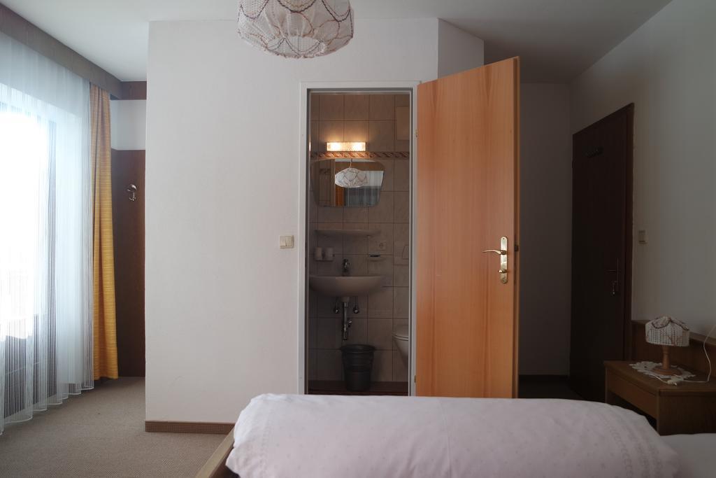 Haus Unterberg Bed & Breakfast San Giacomo Val di Vizze ภายนอก รูปภาพ